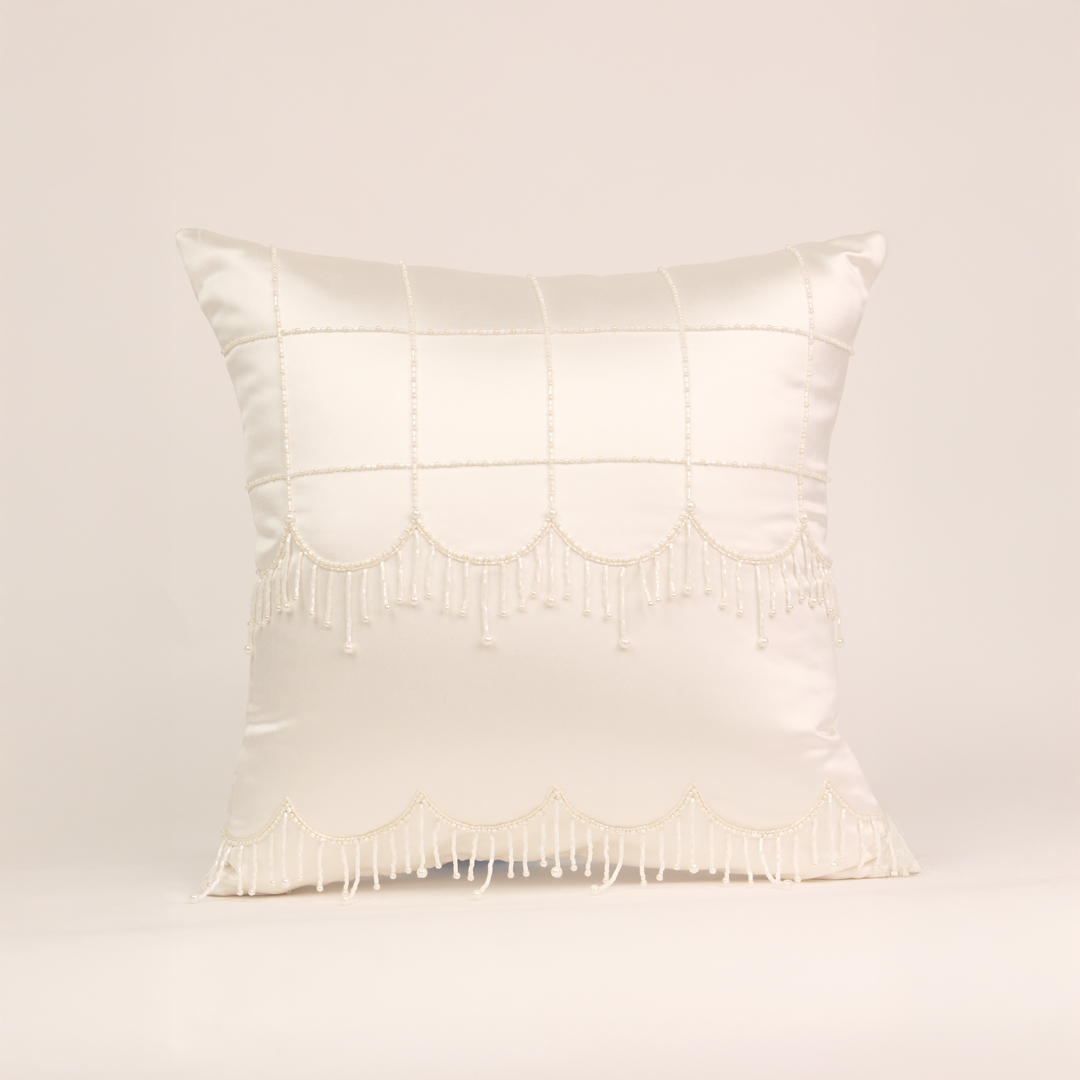 Pearl Grid Scallop Fringe Pillow Cover