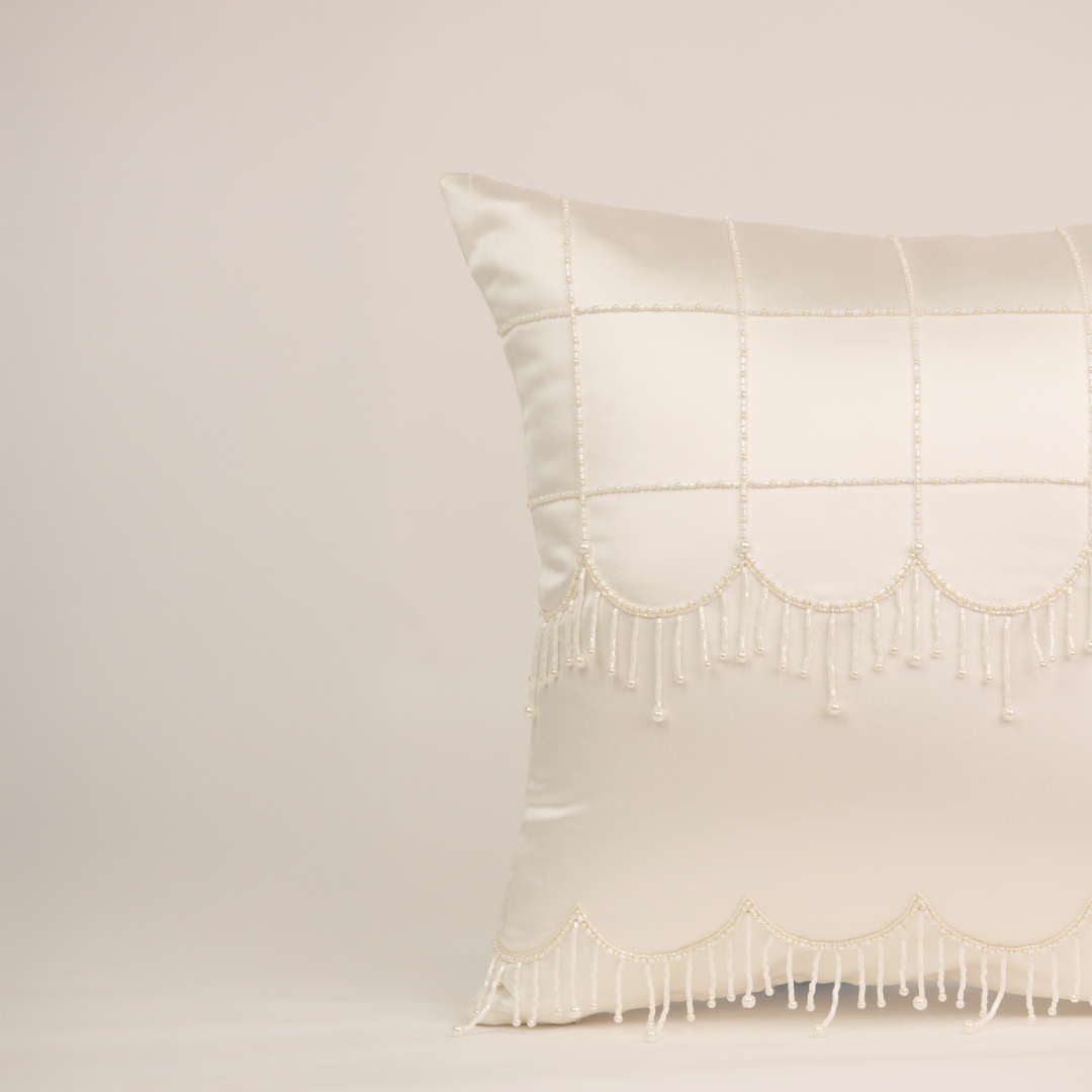 Pearl Grid Scallop Fringe Pillow Cover