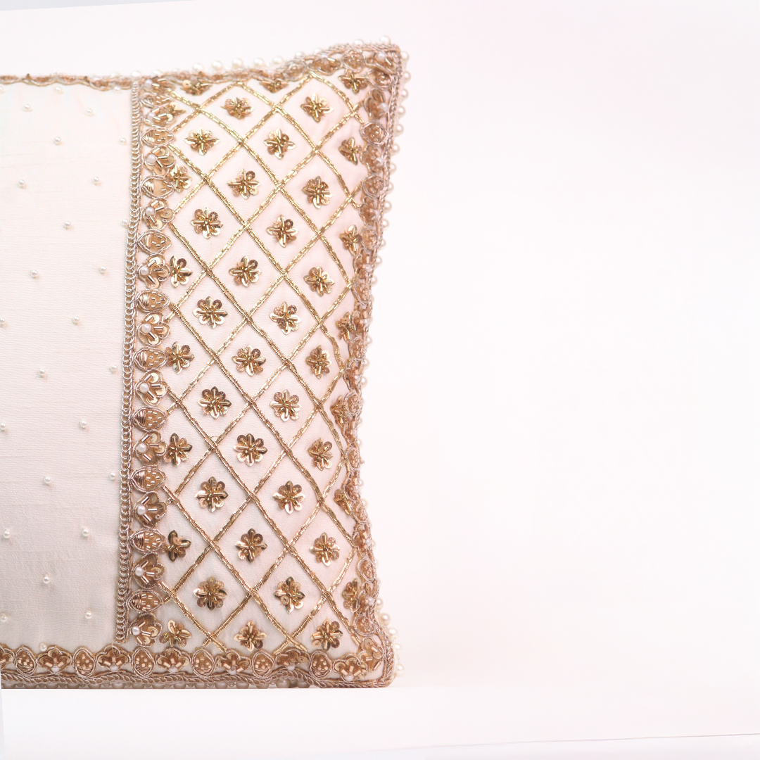 Zari/Pearl Lumbar Pillow